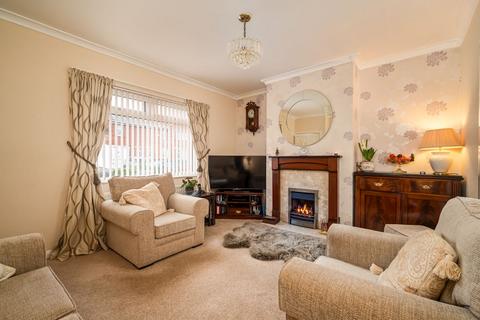 2 bedroom townhouse for sale, Whitehall Grove, Drighlington