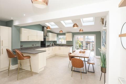 3 bedroom semi-detached house for sale, Mayfield Road, Chesterfield S40