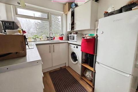 2 bedroom flat to rent, Downbank Avenue, Bexleyheath, DA7 6RT