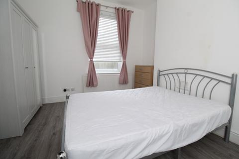 1 bedroom flat to rent, (26/27) Castle Boulevard, Nottingham NG7