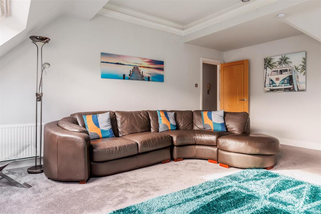 Apt10 Gables19 Forest Road-13print.jpg