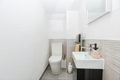 3 bedroom terraced house for sale, Wellyhole Street, Greater Manchester OL4