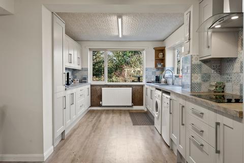 3 bedroom detached bungalow for sale, West Side, North Littleton, WR11