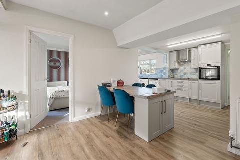3 bedroom detached bungalow for sale, West Side, North Littleton, WR11