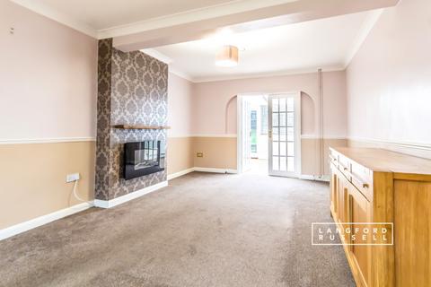 3 bedroom semi-detached house to rent, Blythe Hill Orpington BR5