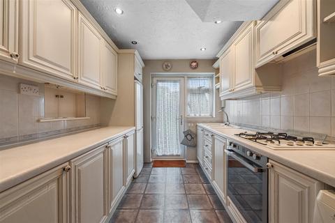 3 bedroom end of terrace house for sale, Magnolia Close, Chelmsford