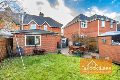 undefined, Tuckton, lovely three bed family home
