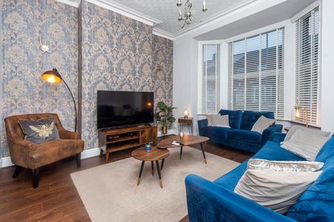 3 bedroom end of terrace house for sale, Dentons Green Lane, Dentons Green, WA10