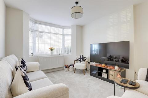 3 bedroom detached house for sale, Hartington Avenue, Nottingham NG4