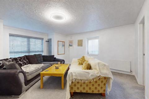 3 bedroom apartment for sale, Richmond House, 27 Rabling Road