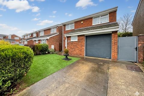 4 bedroom detached house for sale, Buckingham Drive, Luton, Bedfordshire, LU2 9RD