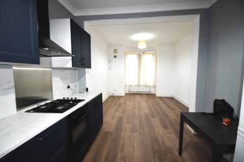 1 bedroom flat for sale, Rochester Avenue, Upton Park, E13 9JL