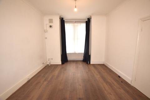 1 bedroom flat for sale, Rochester Avenue, Upton Park, E13 9JL