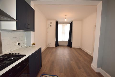 1 bedroom flat for sale, Rochester Avenue, Upton Park, E13 9JL