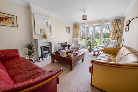 3 bedroom bungalow for sale, Alcester Road, Finstall, Bromsgrove. B60 1EN