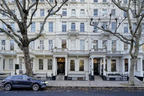 2 bedroom flat for sale - Queen's Gate, London, SW7, SW7