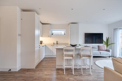 undefined, WEST END, WOKING