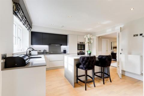 5 bedroom detached house for sale, Rectory Mews, Nottingham NG11
