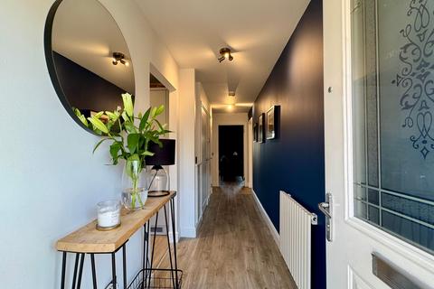 4 bedroom detached house for sale, Hay Crescent, Glasgow G72