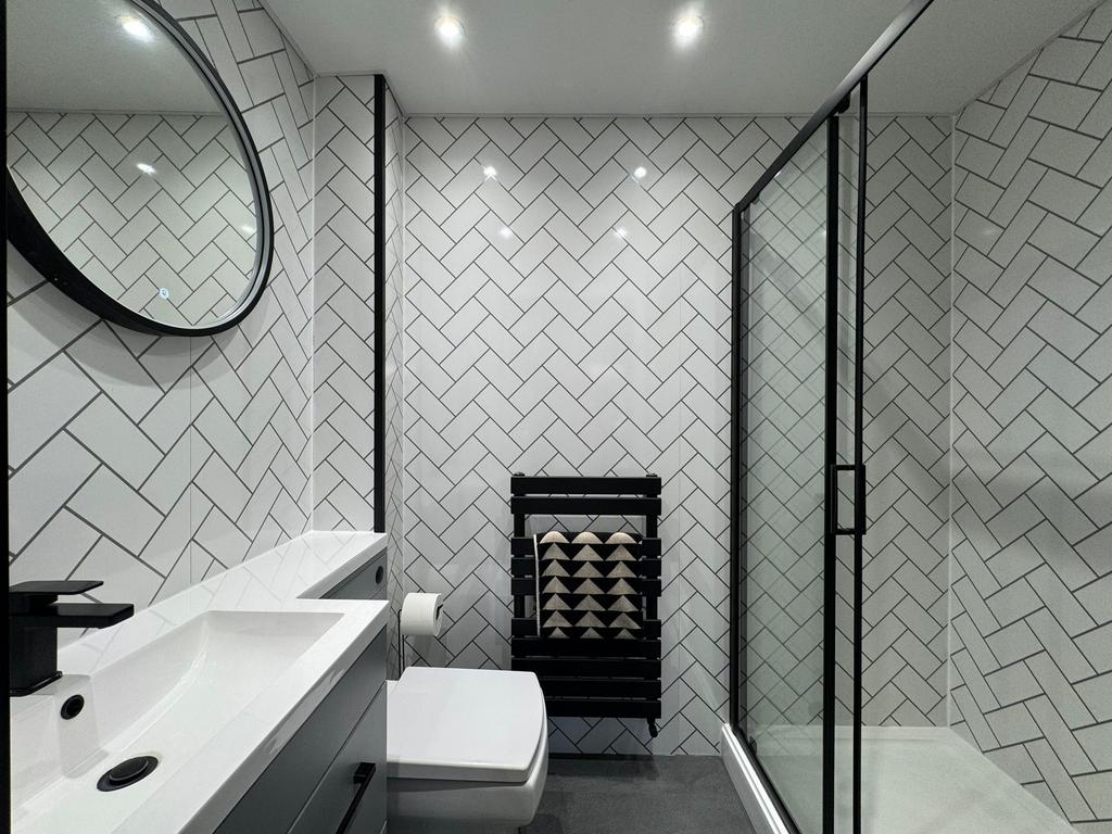 Master En-Suite