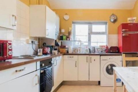 1 bedroom maisonette for sale, Crouch Avenue, Barking