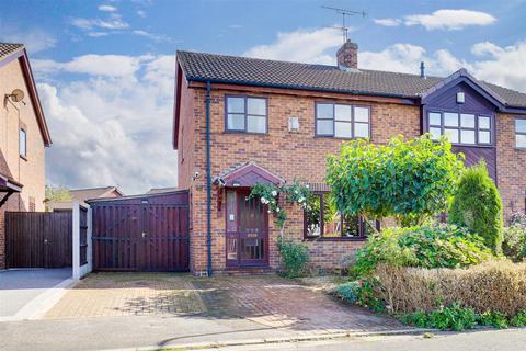 3 bedroom semi-detached house for sale - Tiree Close, Nottingham NG9