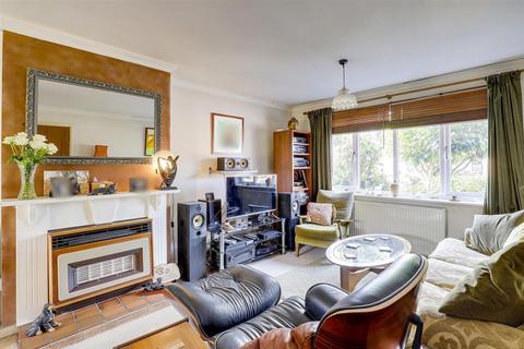 3 bedroom semi-detached house for sale, Tiree Close, Nottingham NG9