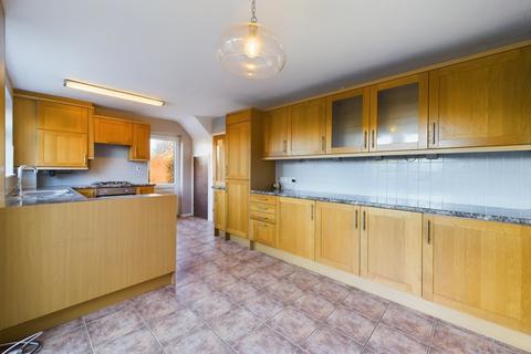 3 bedroom semi-detached house for sale, Churchill Grove, Tewkesbury,