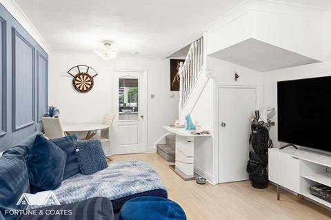 2 bedroom end of terrace house for sale, Margherita Road, Waltham Abbey