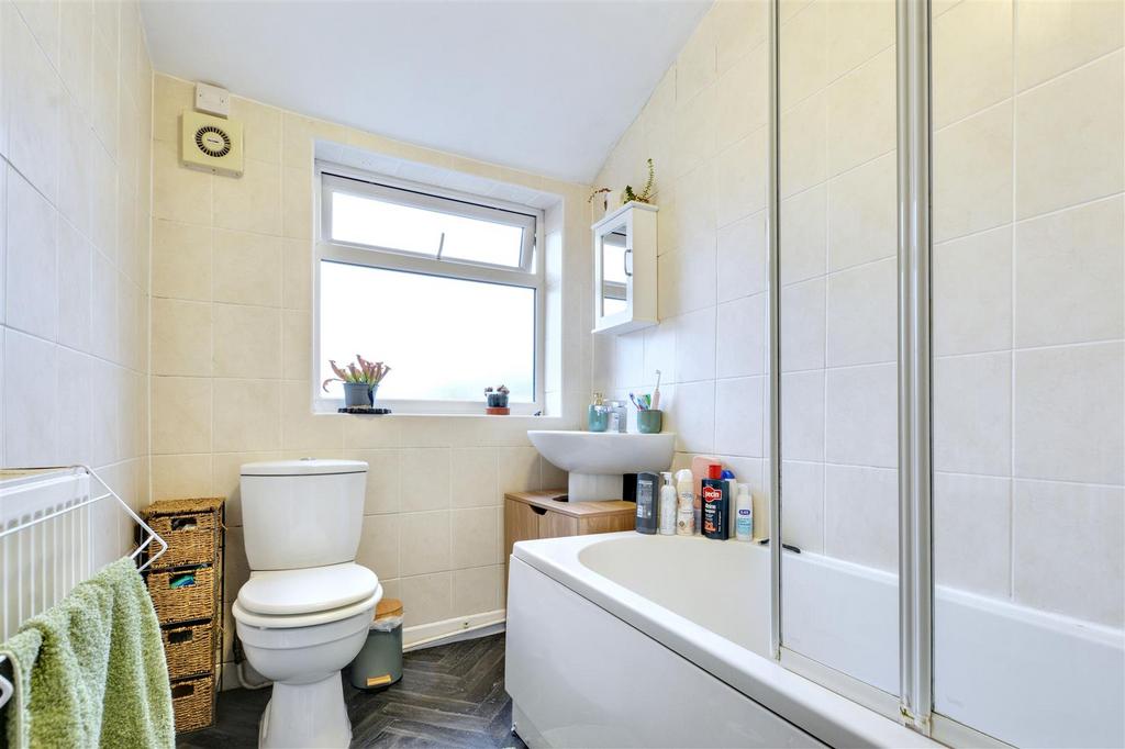 Bathroom.jpeg