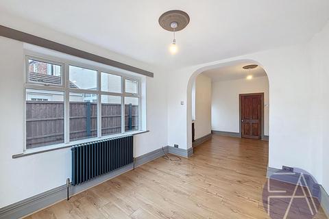 3 bedroom semi-detached house to rent, Liverpool Road, Southport PR8