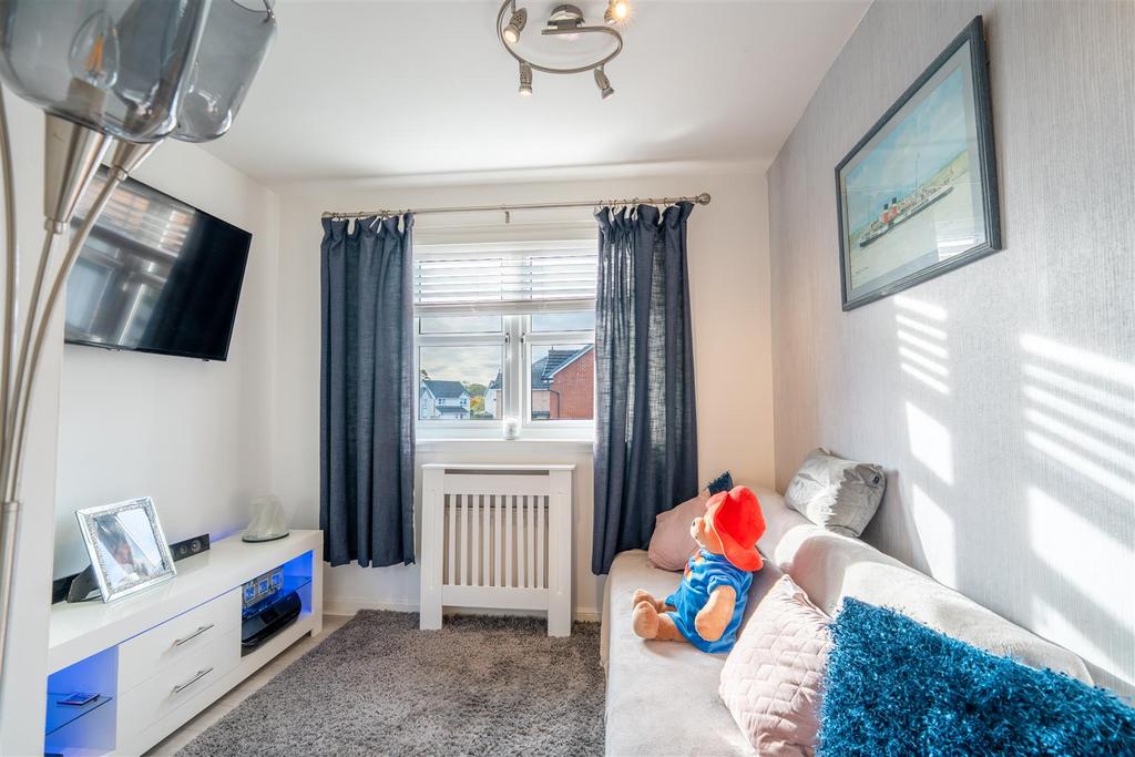 Bedroom-.four.1.jpg