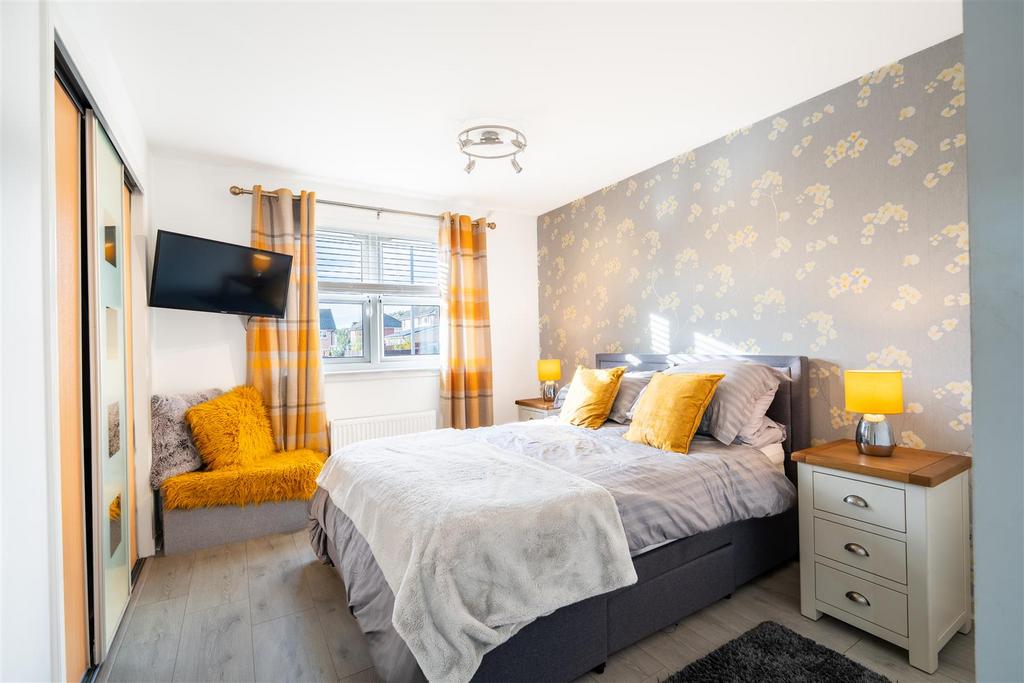 Bedroom.one.jpg