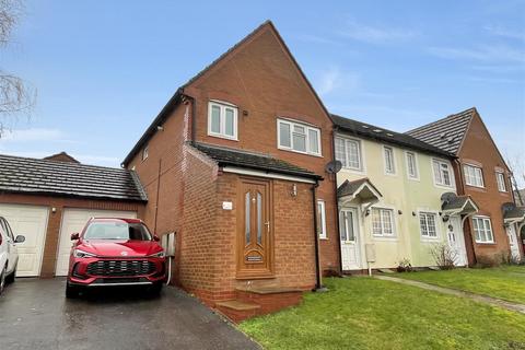 3 bedroom end of terrace house for sale - Andrews Way, Salisbury SP2