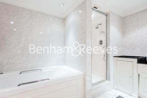 4 bedroom apartment to rent, Hyde Park Gate, Hyde Park SW7