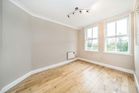 2 bedroom flat to rent, Cadogan Terrace, London E9