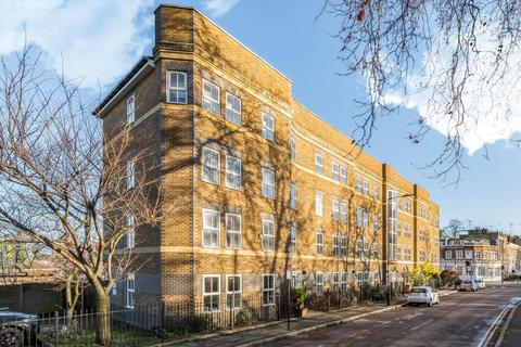 2 bedroom flat to rent, Cadogan Terrace, London E9