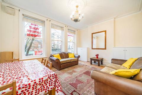 4 bedroom flat to rent, Upper Street, LONDON N1