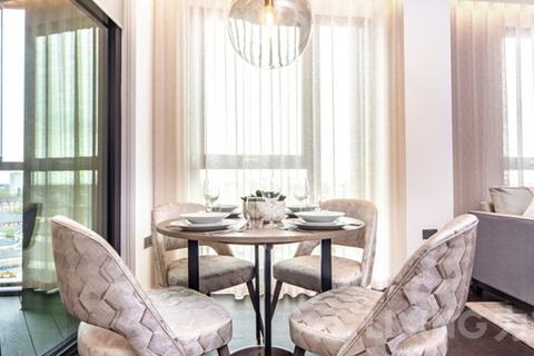 2 bedroom apartment to rent, Charles Clowes Walk, Nine Elms, SW11 7AG