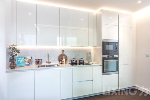2 bedroom apartment to rent, Charles Clowes Walk, Nine Elms, SW11 7AG