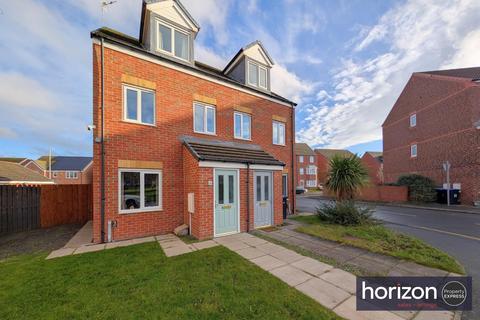3 bedroom semi-detached house for sale, Oval View, Middlesbrough TS4