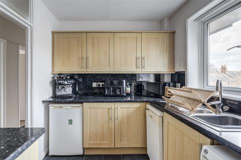 2 bedroom flat for sale, The Manor, Manor Road, Worthing, BN11