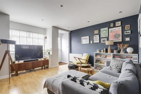 undefined, Meadow Road, Nottingham NG4