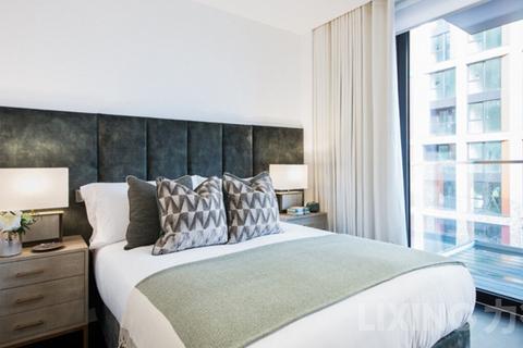 3 bedroom apartment to rent, Charles Clowes Walk, Nine Elms, SW11 7AG