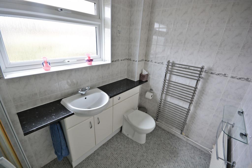 En suite shower room