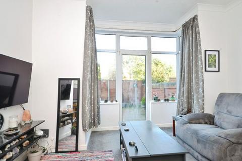 1 bedroom ground floor flat for sale, Richmond Avenue West, Bognor Regis, PO21 2YG