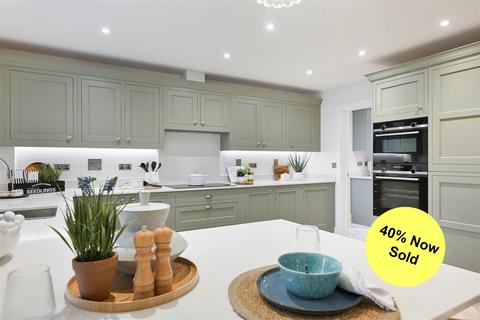 Shelvers Way, Tadworth