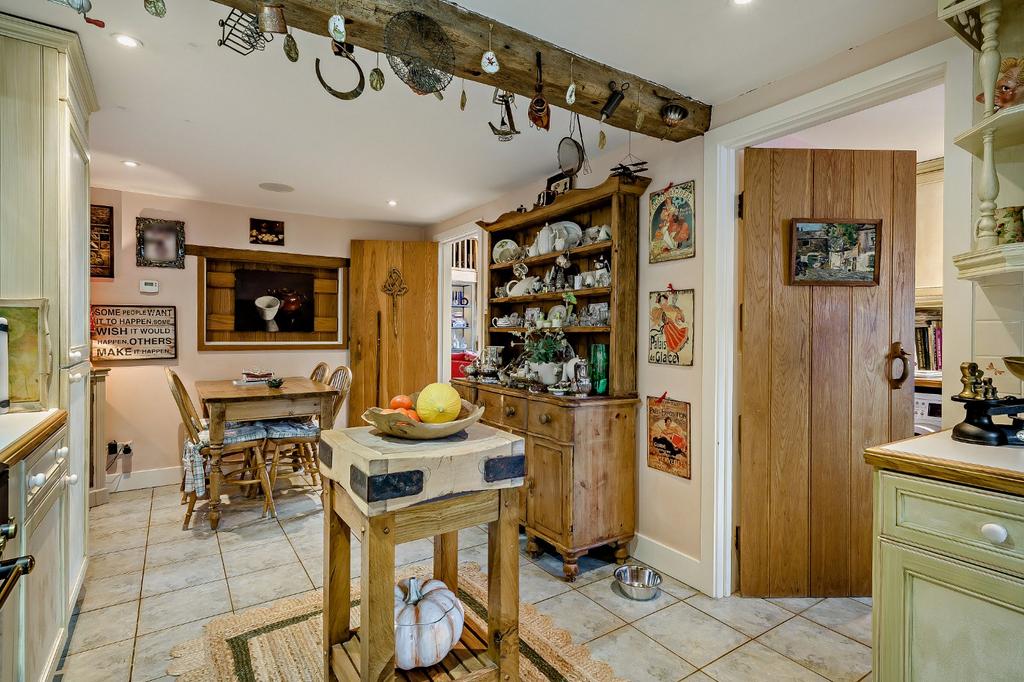 Kitchen/Breakfast