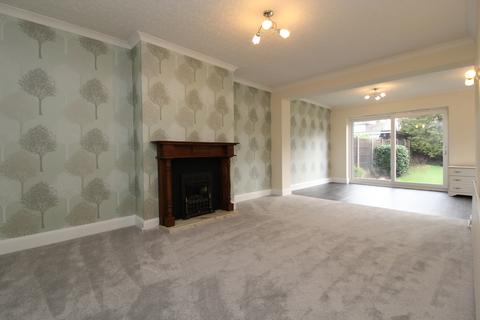 2 bedroom bungalow to rent - Woodland Close, Hutton, CM13