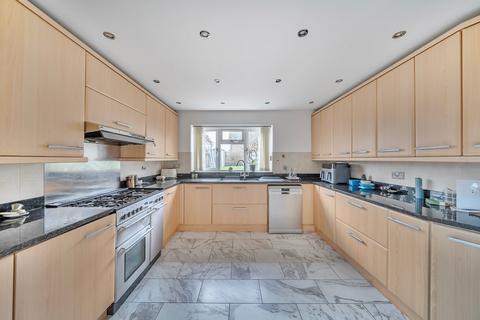 6 bedroom detached house for sale, Balmoral Close, Flitwick, MK45